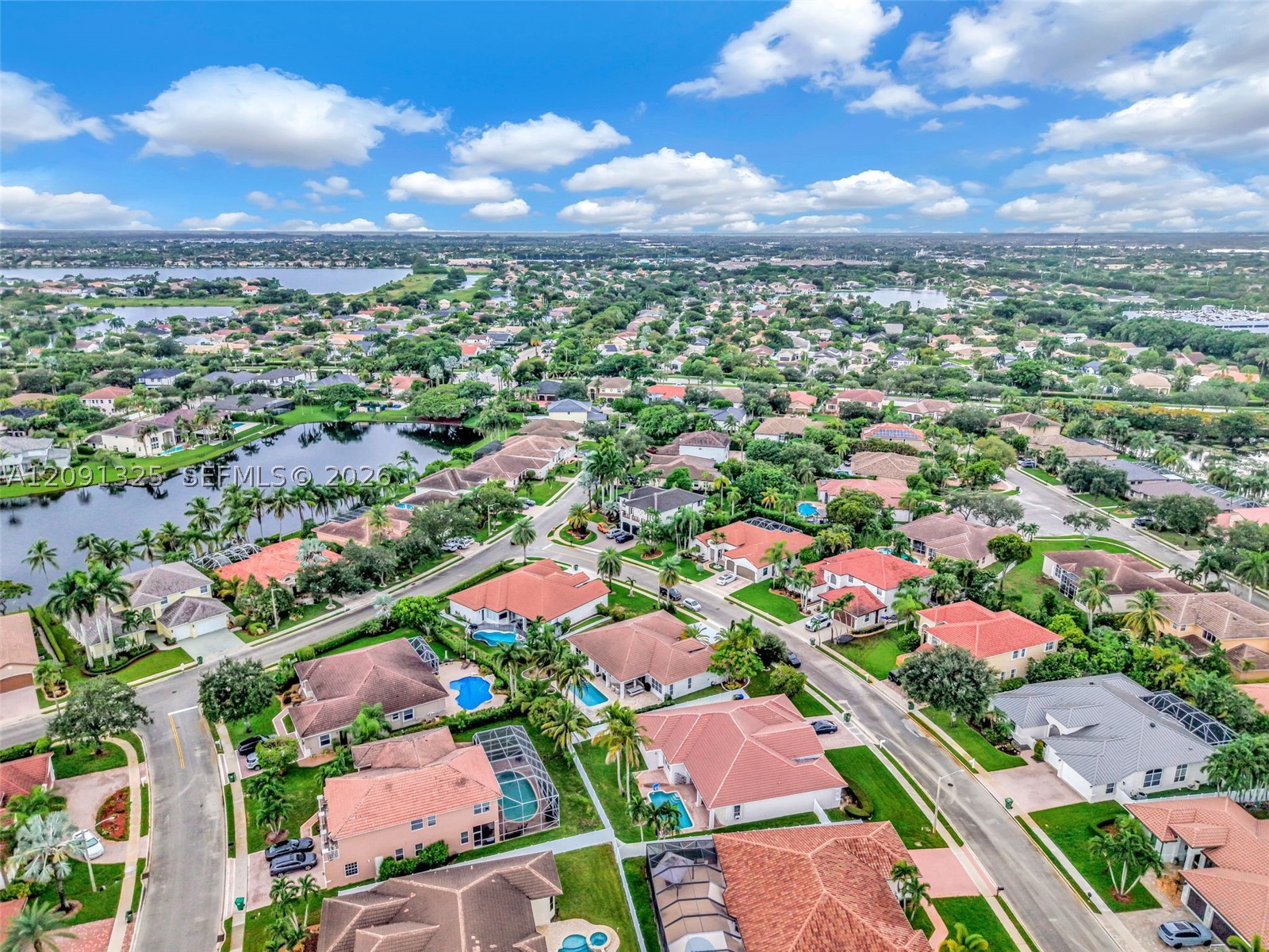 15976 SW 4th St, Pembroke Pines FL 33027