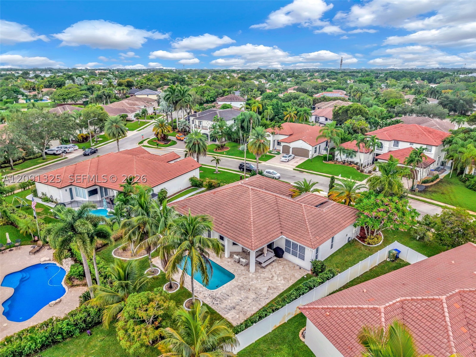 15976 SW 4th St, Pembroke Pines FL 33027