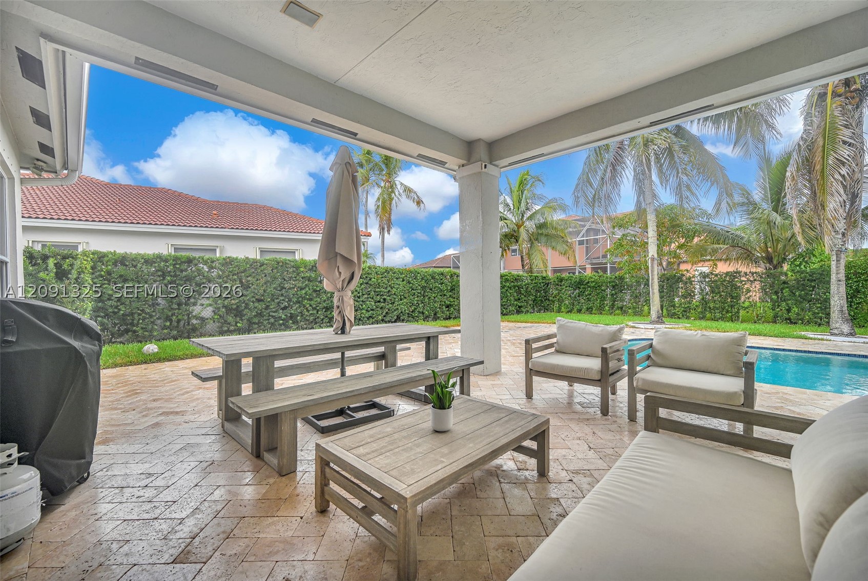15976 SW 4th St, Pembroke Pines FL 33027