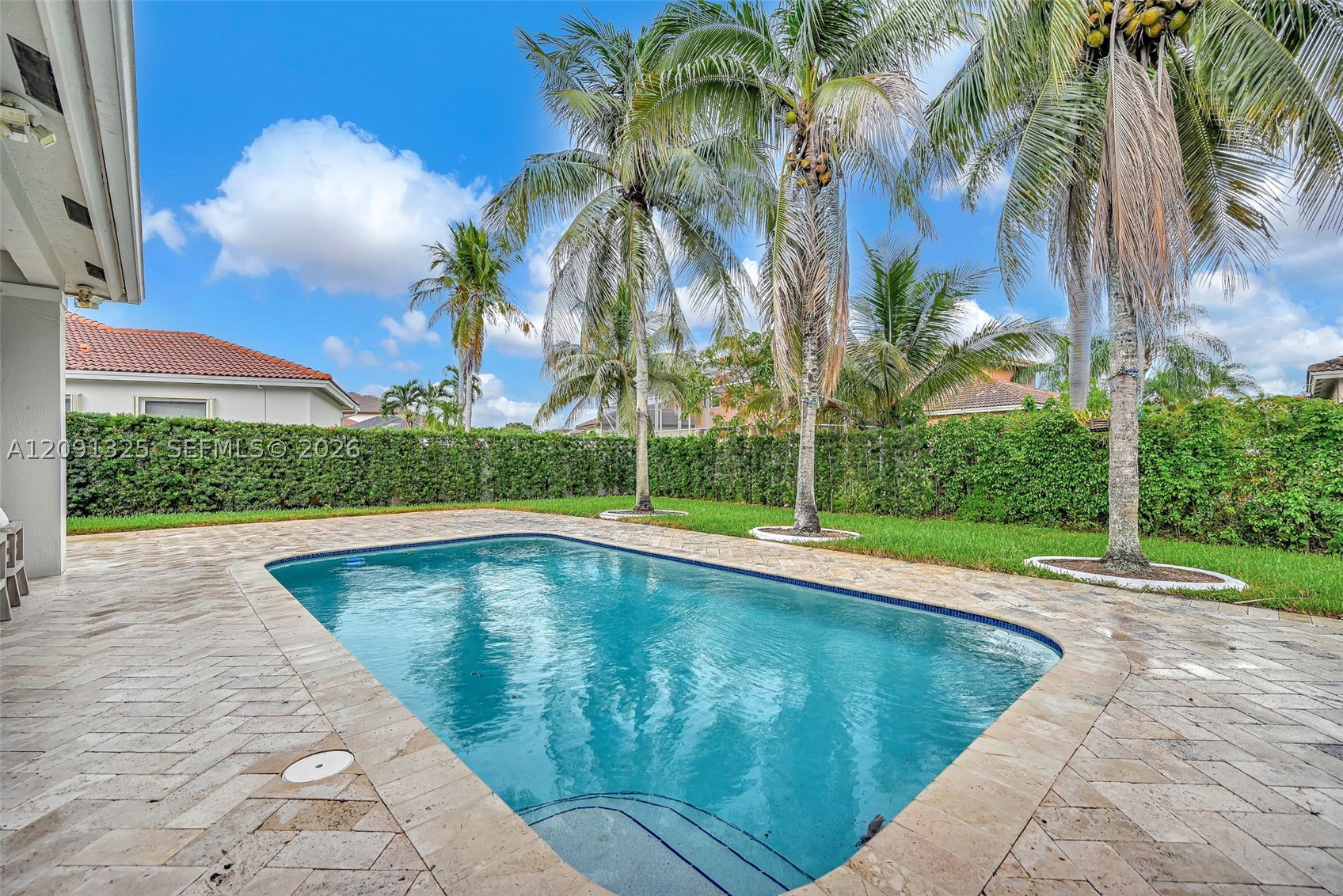 15976 SW 4th St, Pembroke Pines FL 33027