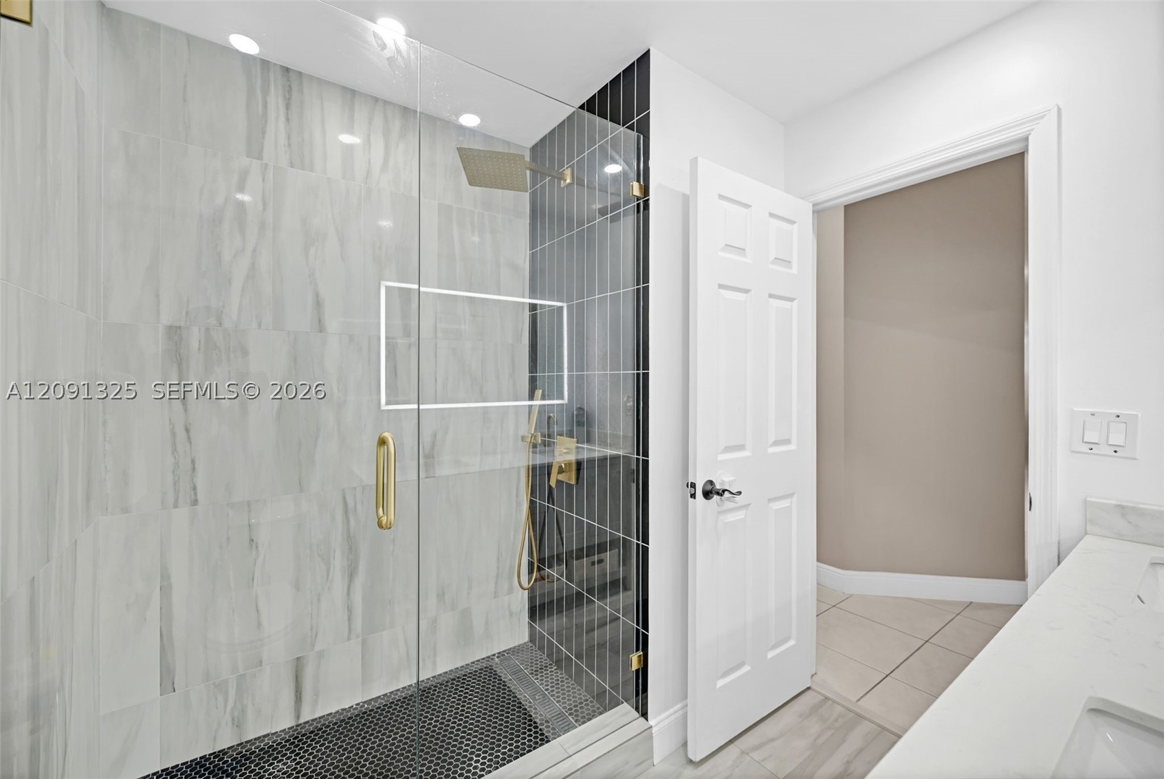 15976 SW 4th St, Pembroke Pines FL 33027