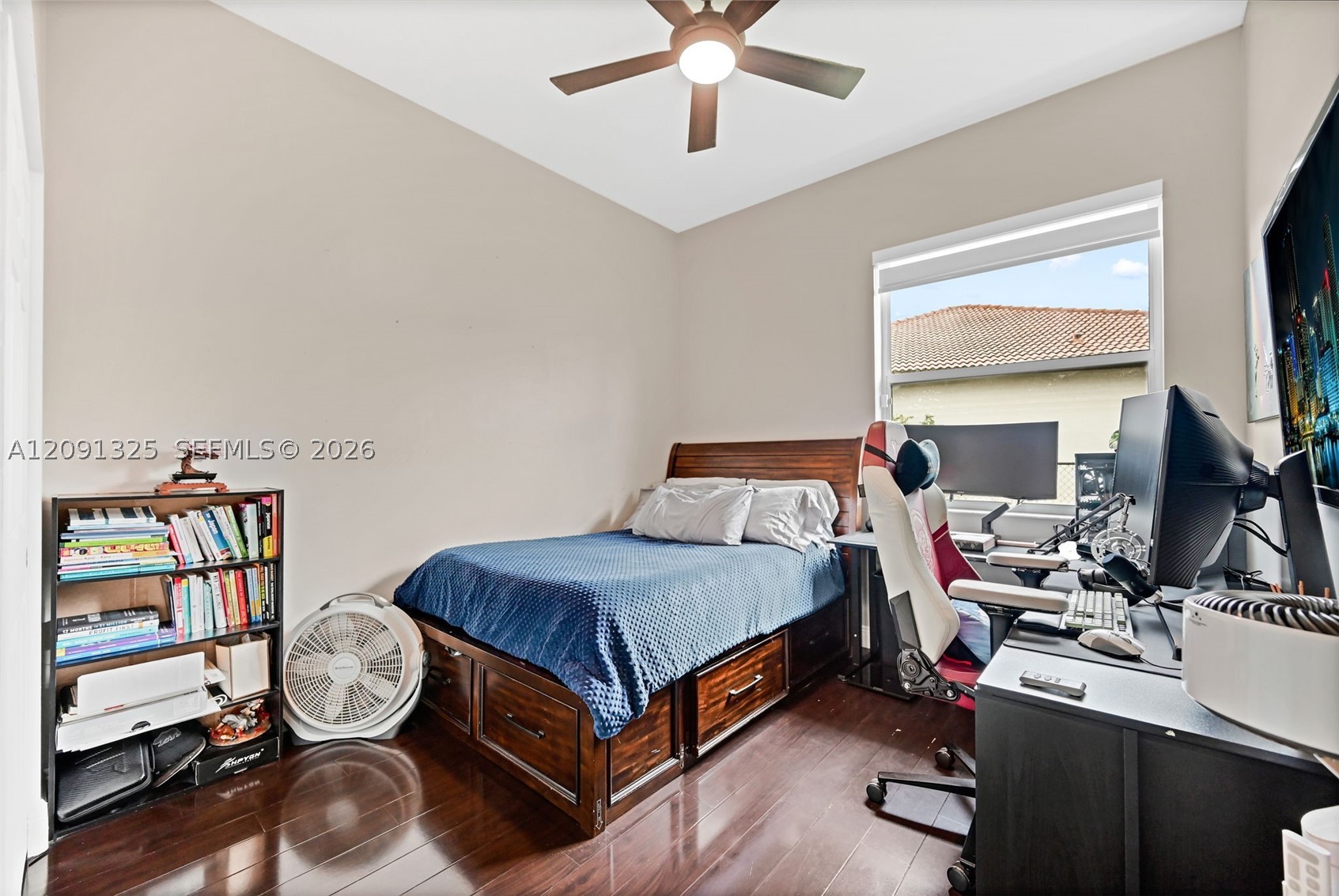 15976 SW 4th St, Pembroke Pines FL 33027