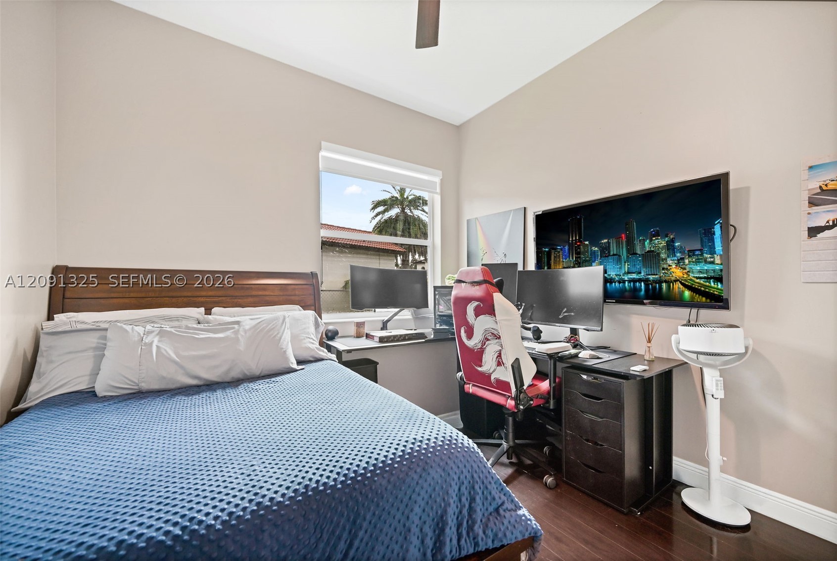 15976 SW 4th St, Pembroke Pines FL 33027