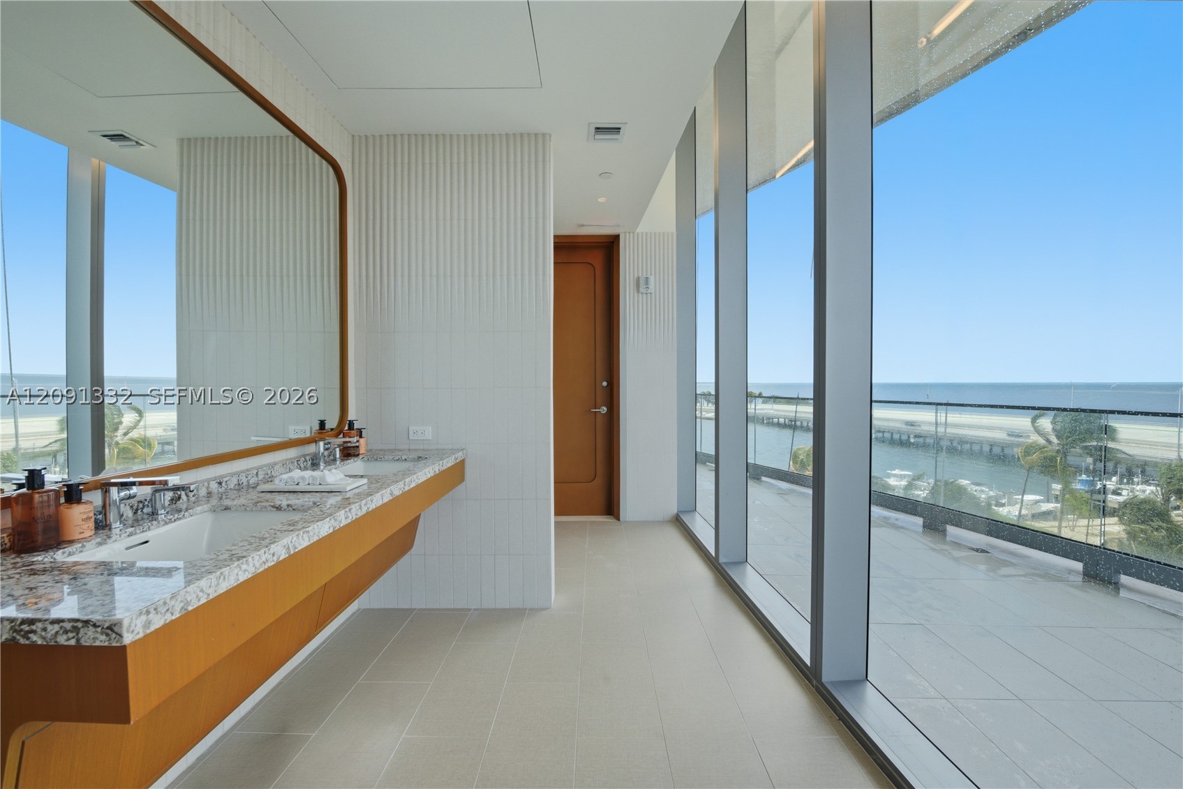 175 SE 25th Rd #3302, Miami FL 33129