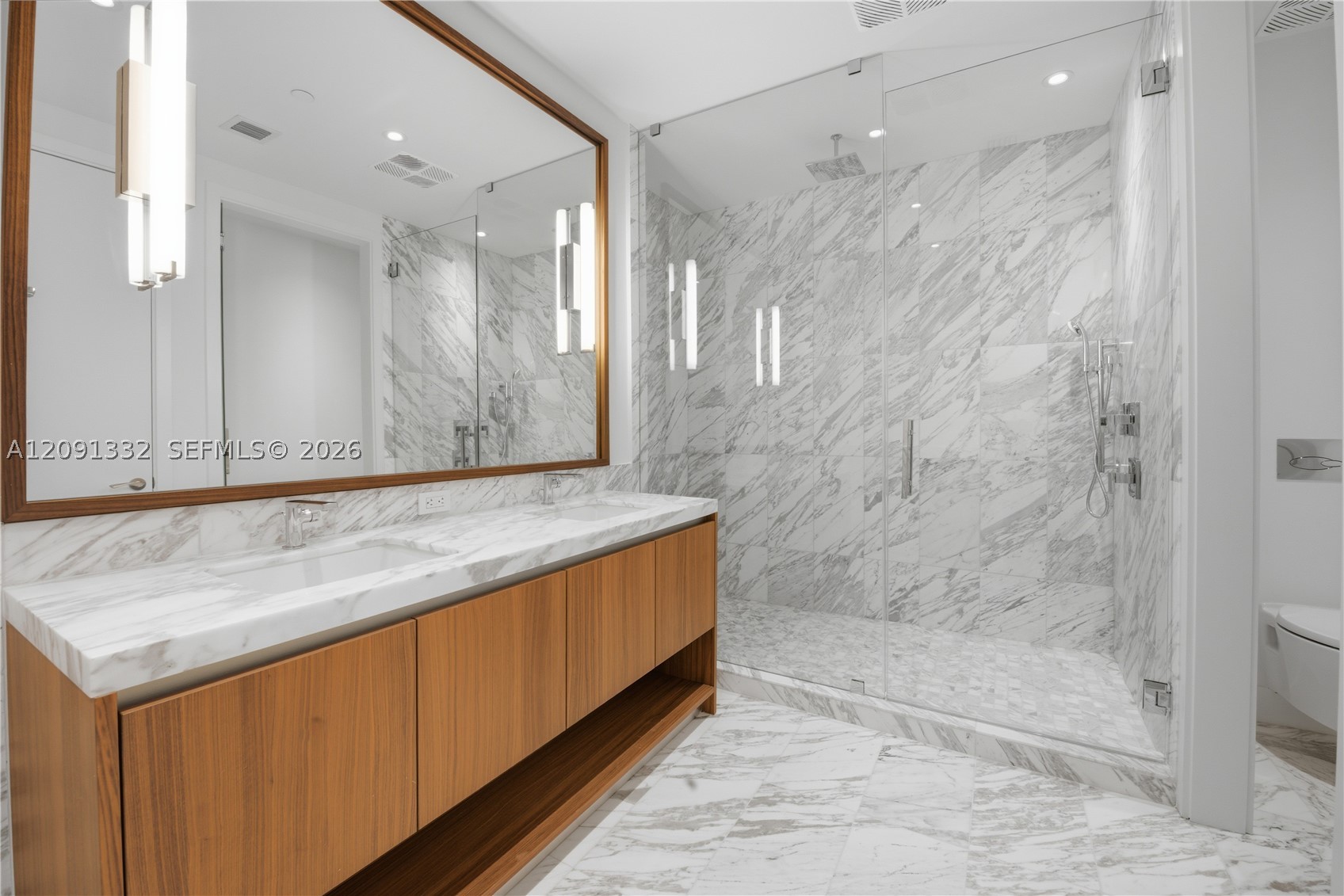 175 SE 25th Rd #3302, Miami FL 33129