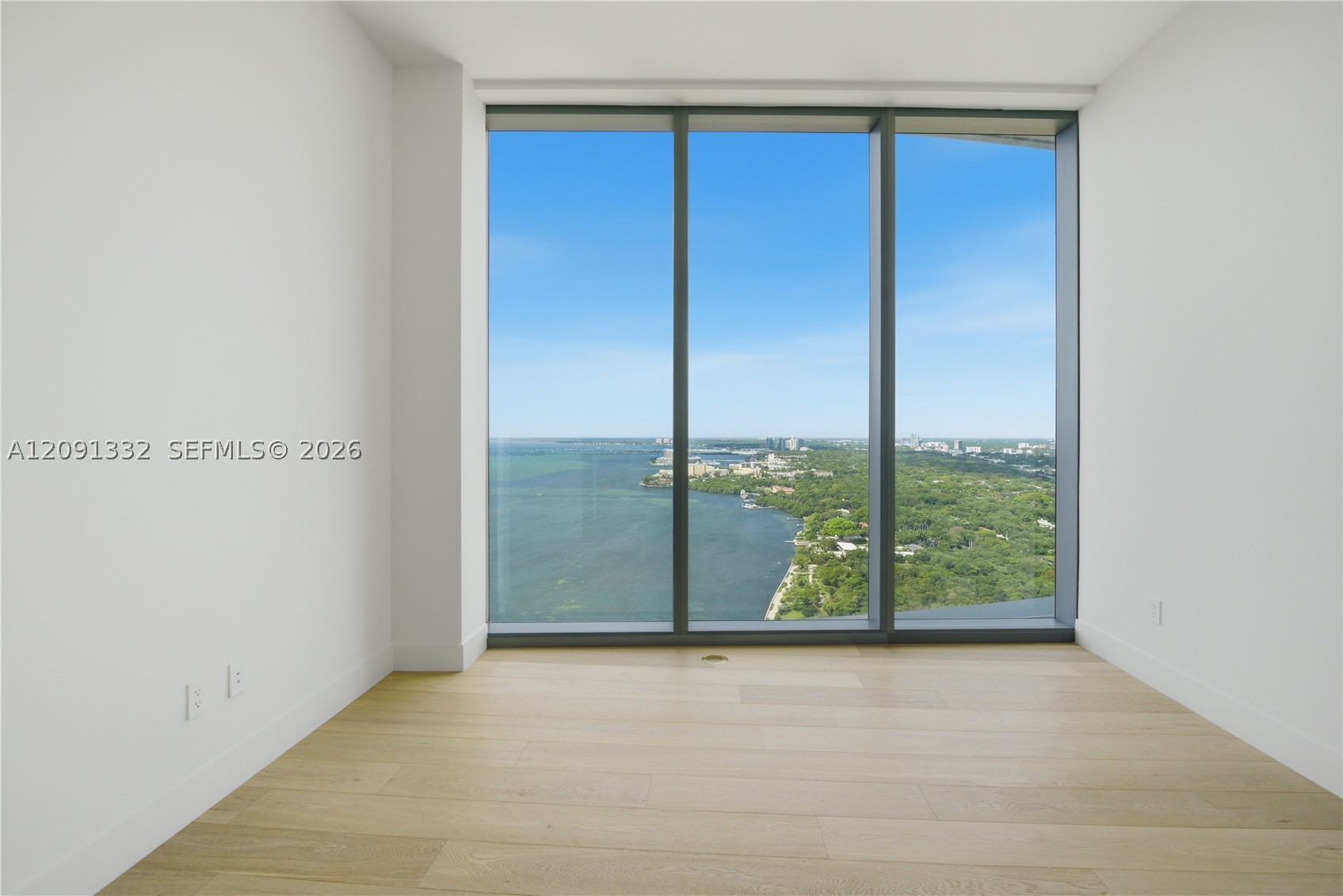 175 SE 25th Rd #3302, Miami FL 33129