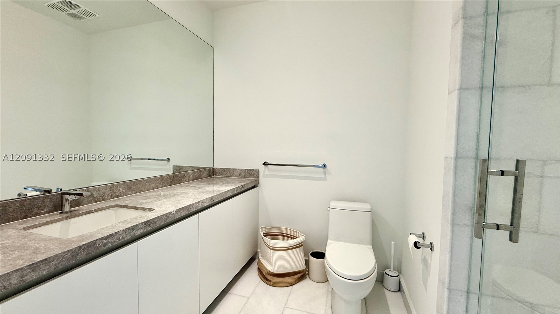 175 SE 25th Rd #3302, Miami FL 33129