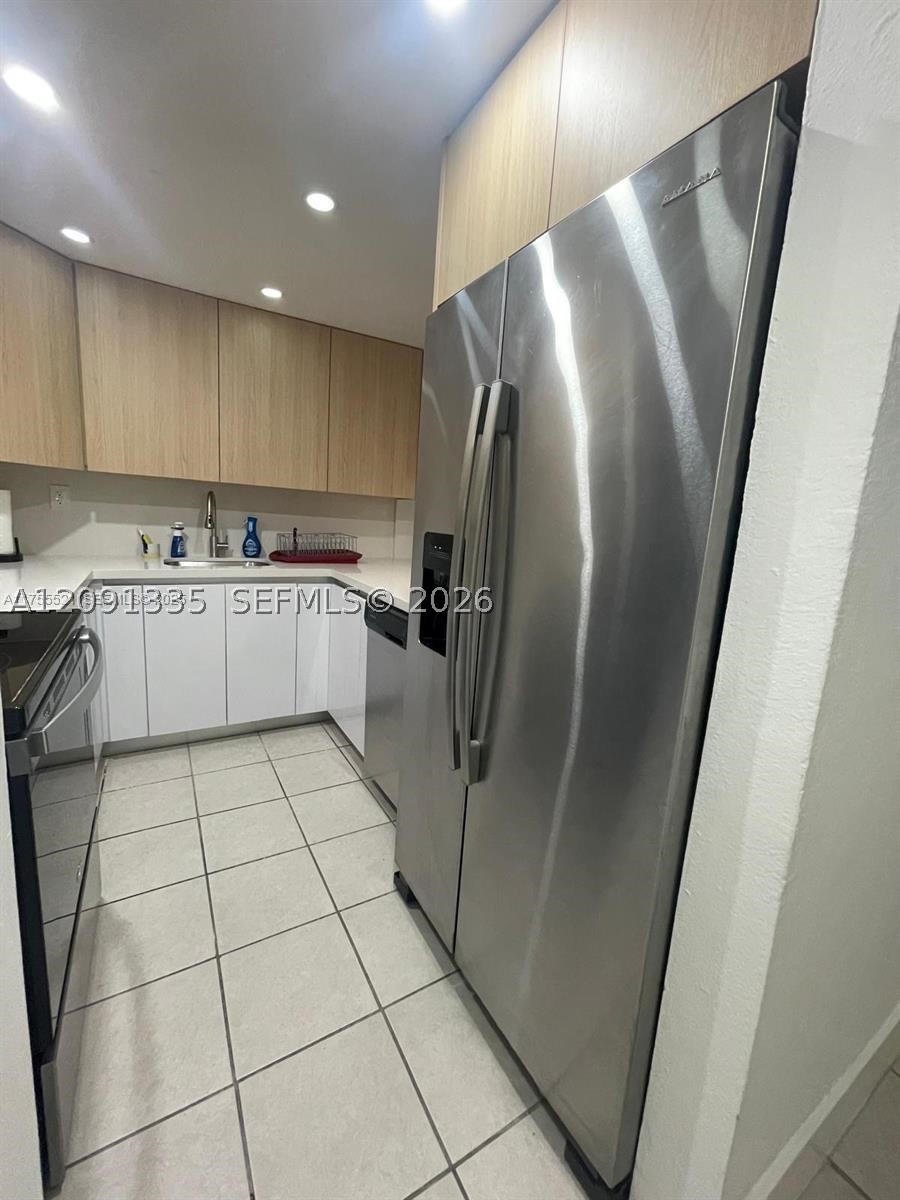 4550 NW 9th St #102E, Miami FL 33126