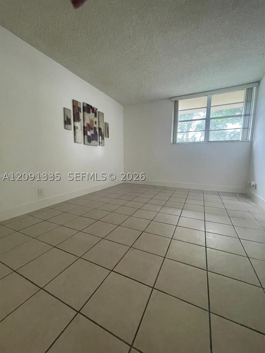 4550 NW 9th St #102E, Miami FL 33126