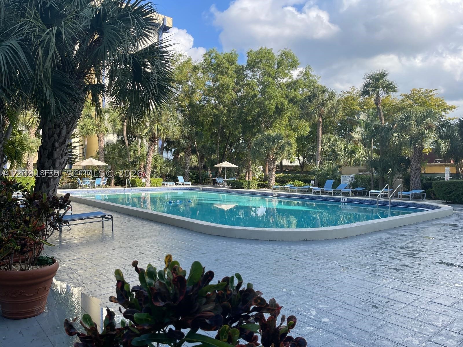 4550 NW 9th St #102E, Miami FL 33126