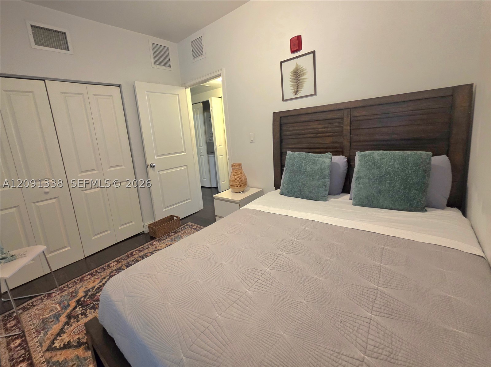 601 11th St #107, Miami Beach FL 33139