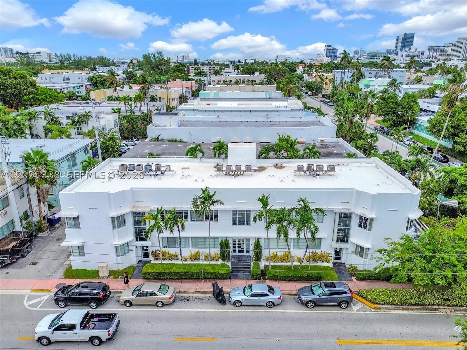 601 11th St #107, Miami Beach FL 33139