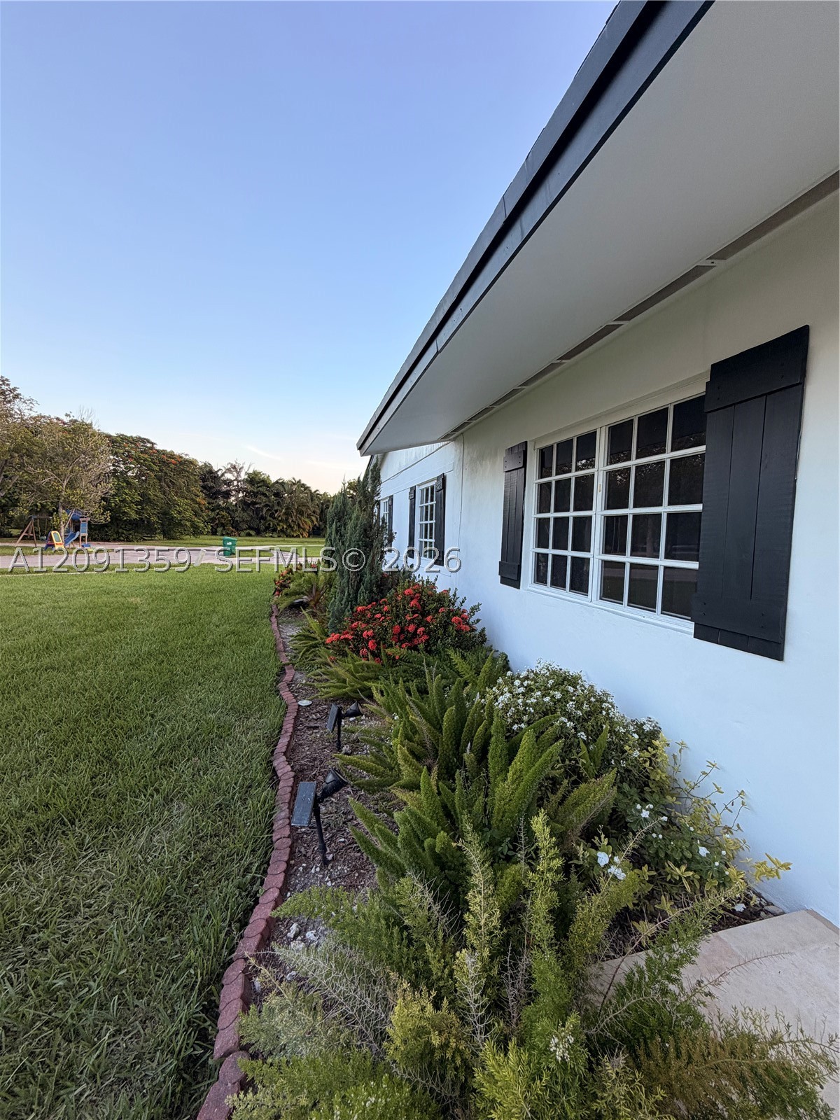 18608 SW 93rd Pl #18608, Cutler Bay FL 33157