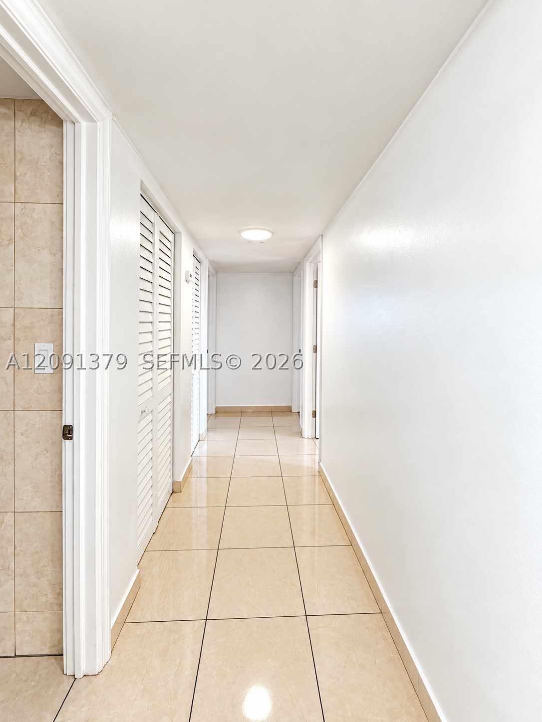 1075 W 68th St #415, Hialeah FL 33014