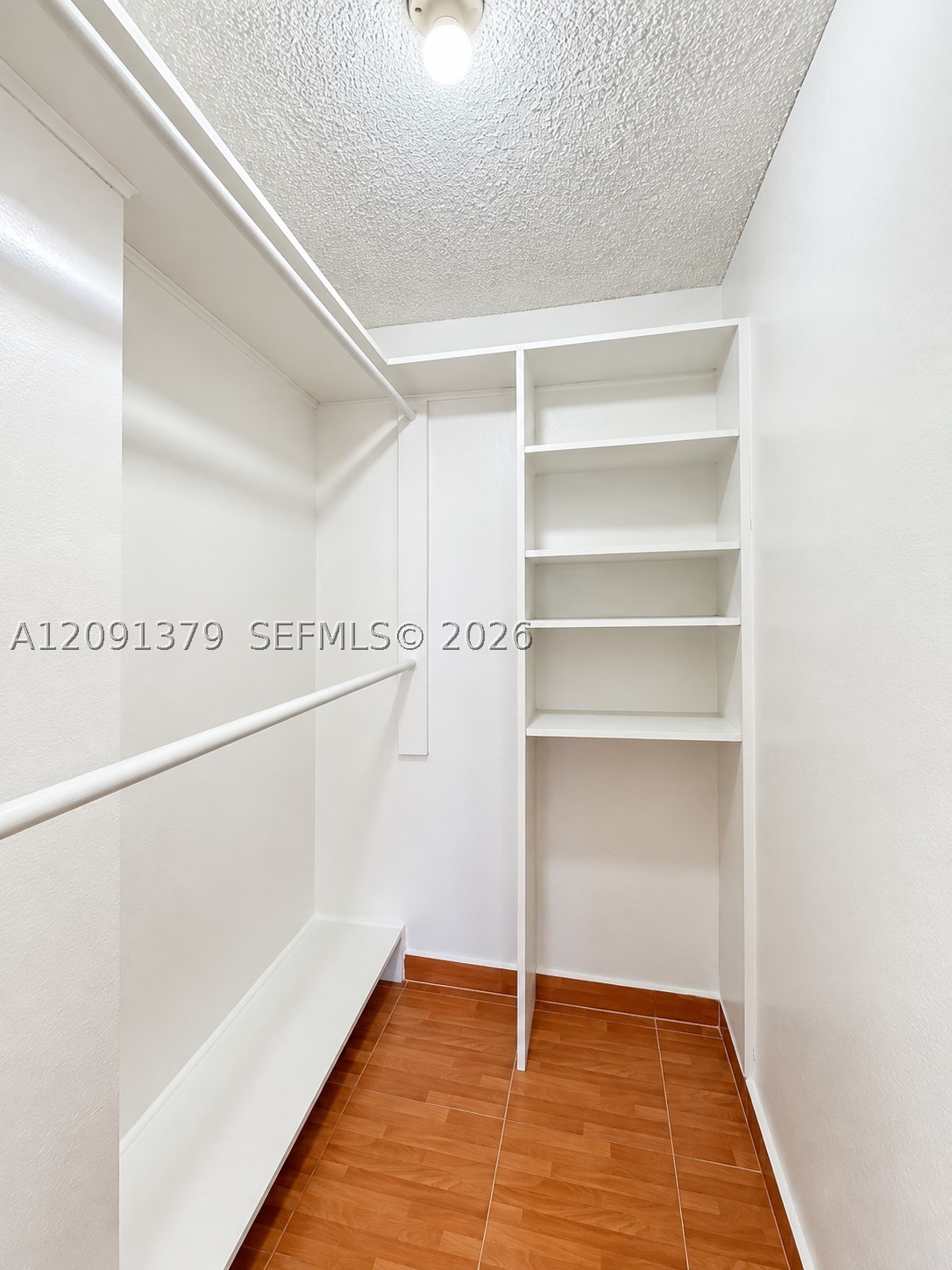 1075 W 68th St #415, Hialeah FL 33014