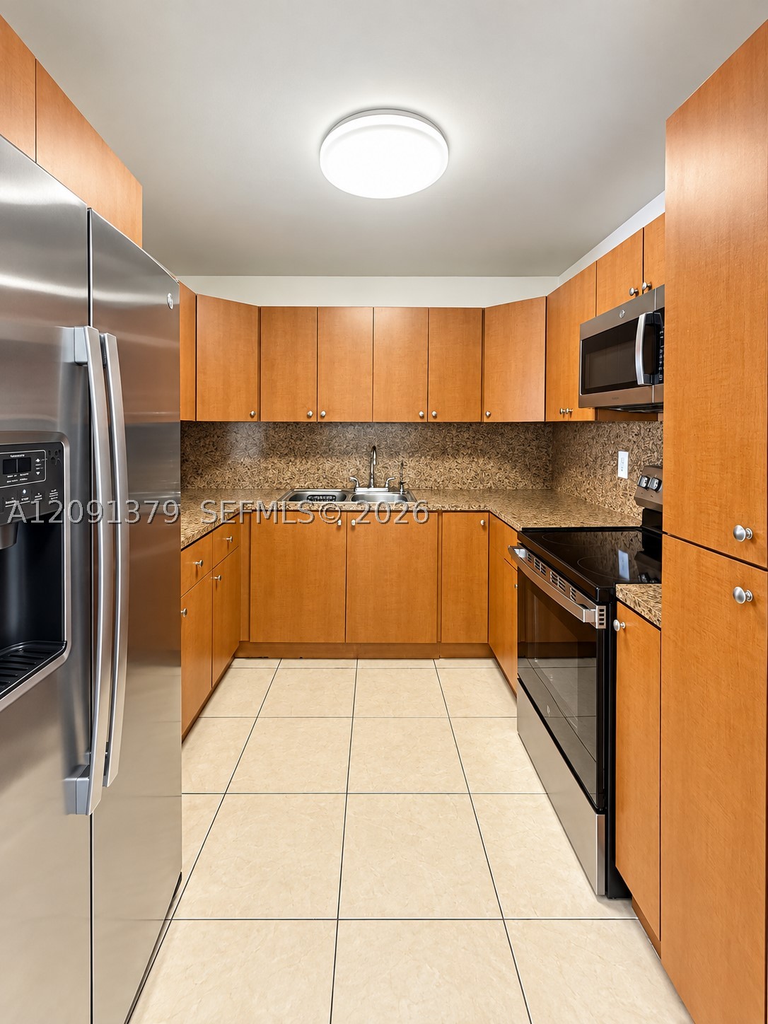 1075 W 68th St #415, Hialeah FL 33014