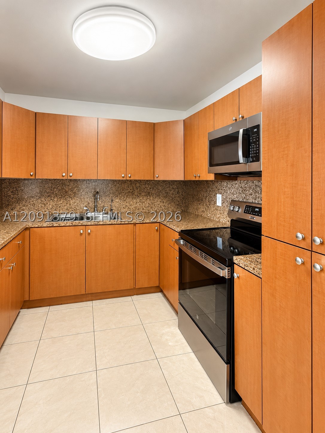 1075 W 68th St #415, Hialeah FL 33014