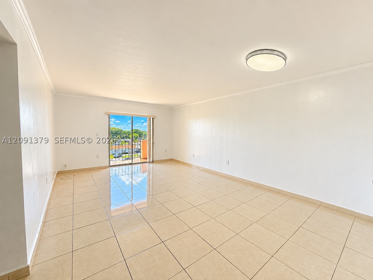 1075 W 68th St #415, Hialeah FL 33014