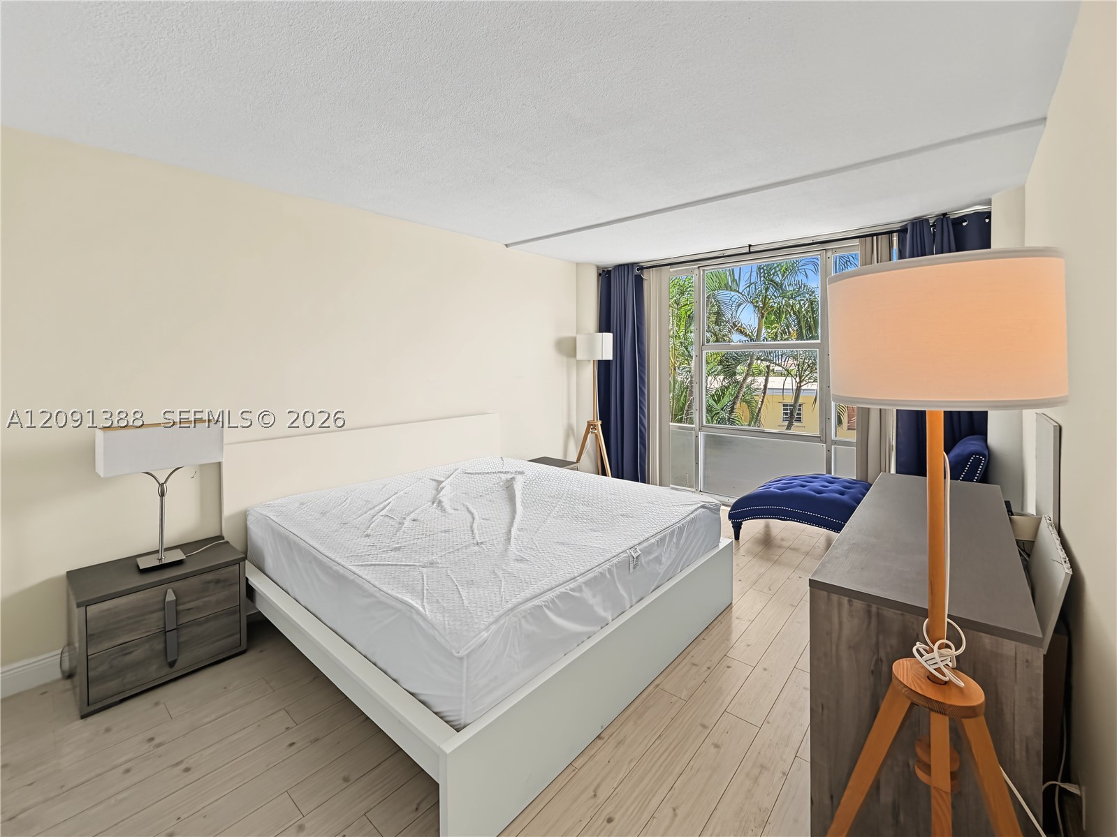 900 Bay Dr #221, Miami Beach FL 33141
