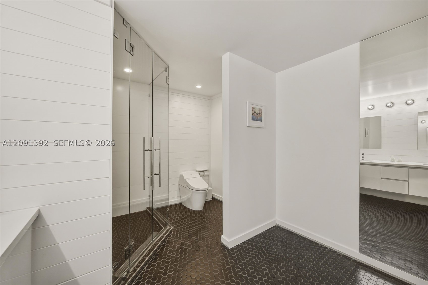 445 Grand Bay Dr #104, Key Biscayne FL 33149