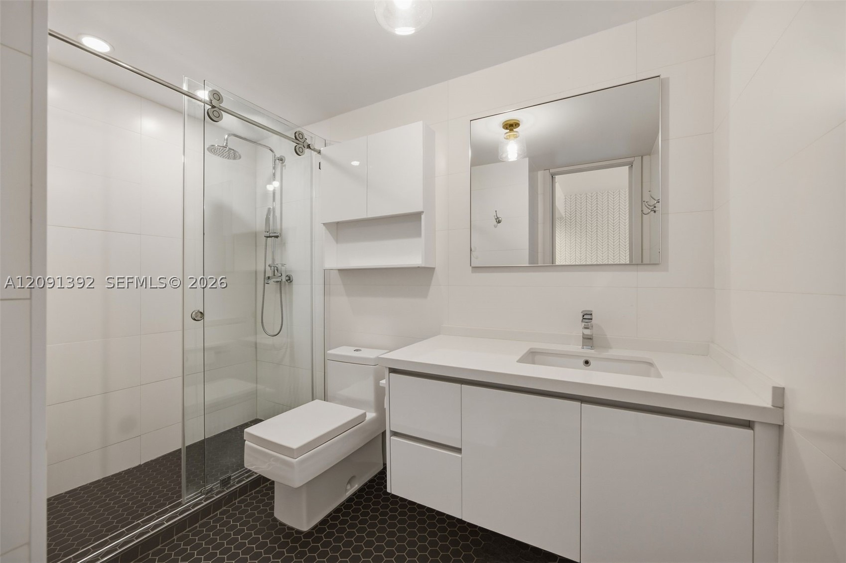 445 Grand Bay Dr #104, Key Biscayne FL 33149