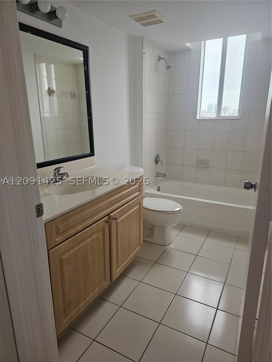 102 SW 6th Ave #604, Miami FL 33130
