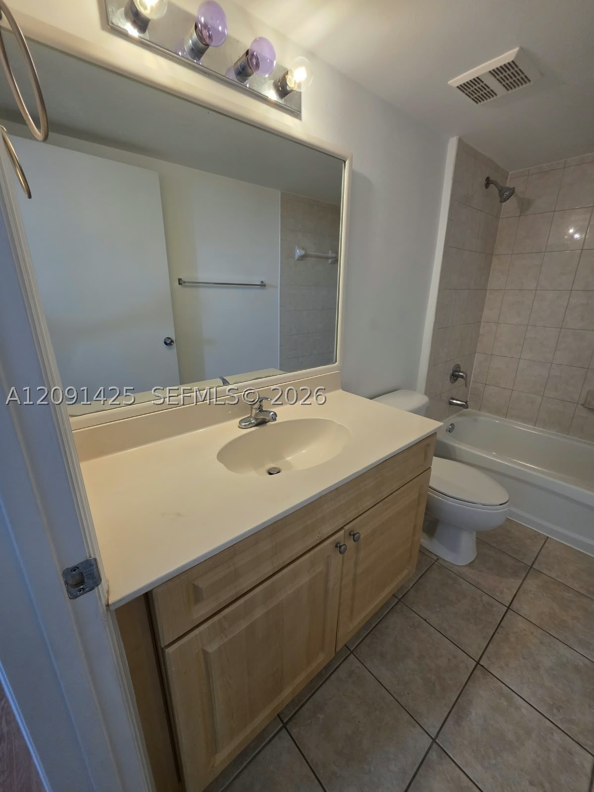 102 SW 6th Ave #604, Miami FL 33130