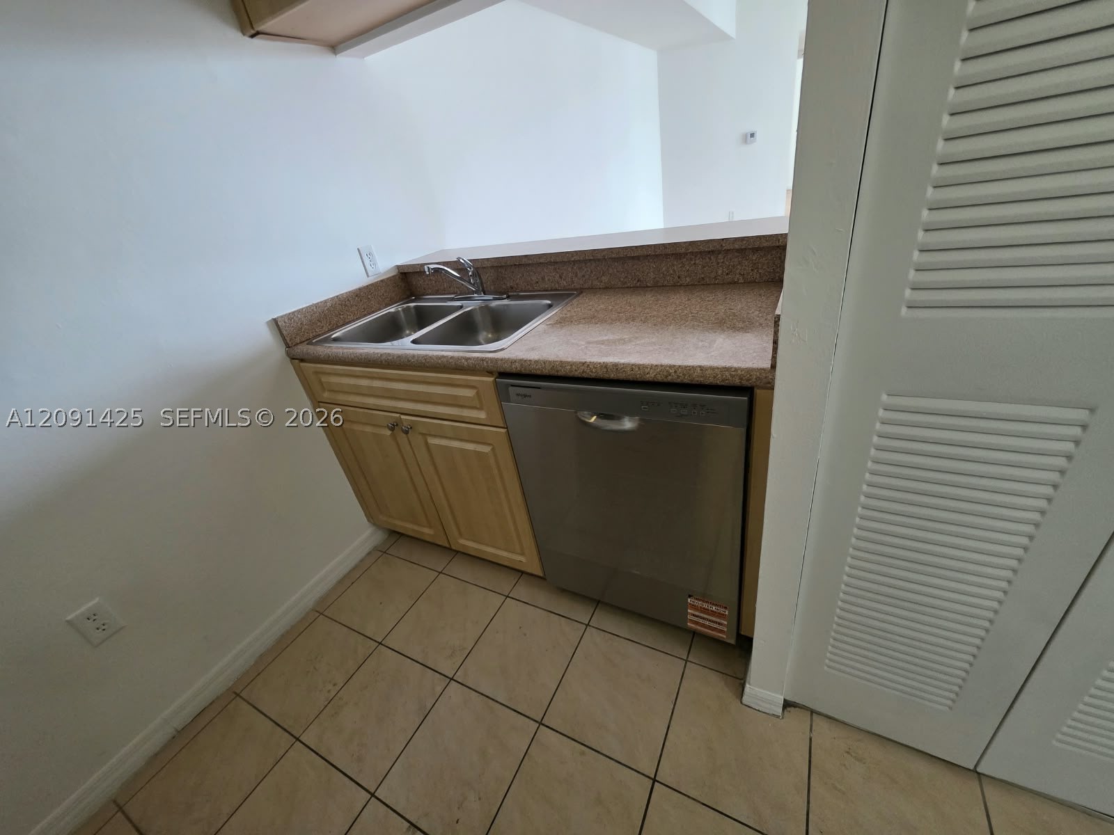 102 SW 6th Ave #604, Miami FL 33130