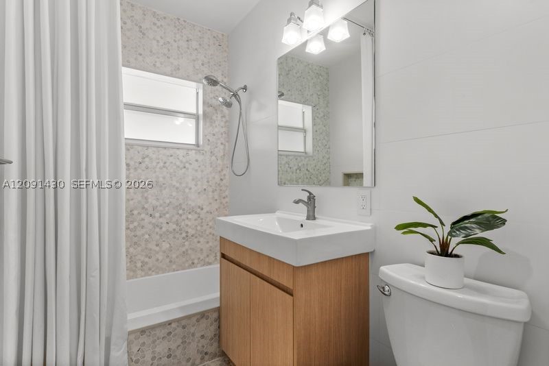 1021 Matanzas Ave, Coral Gables FL 33146