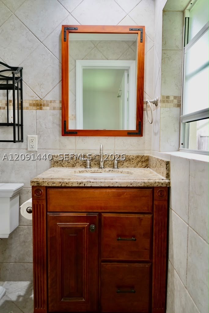 3404 Barton Rd, Pompano Beach FL 33062