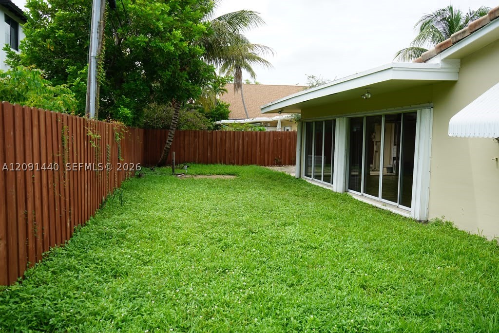 3404 Barton Rd, Pompano Beach FL 33062