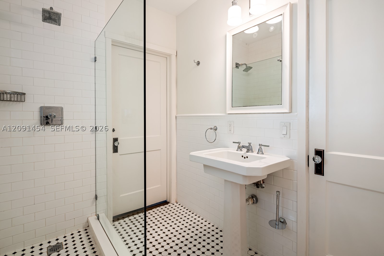 1229 Asturia Ave, Coral Gables FL 33134