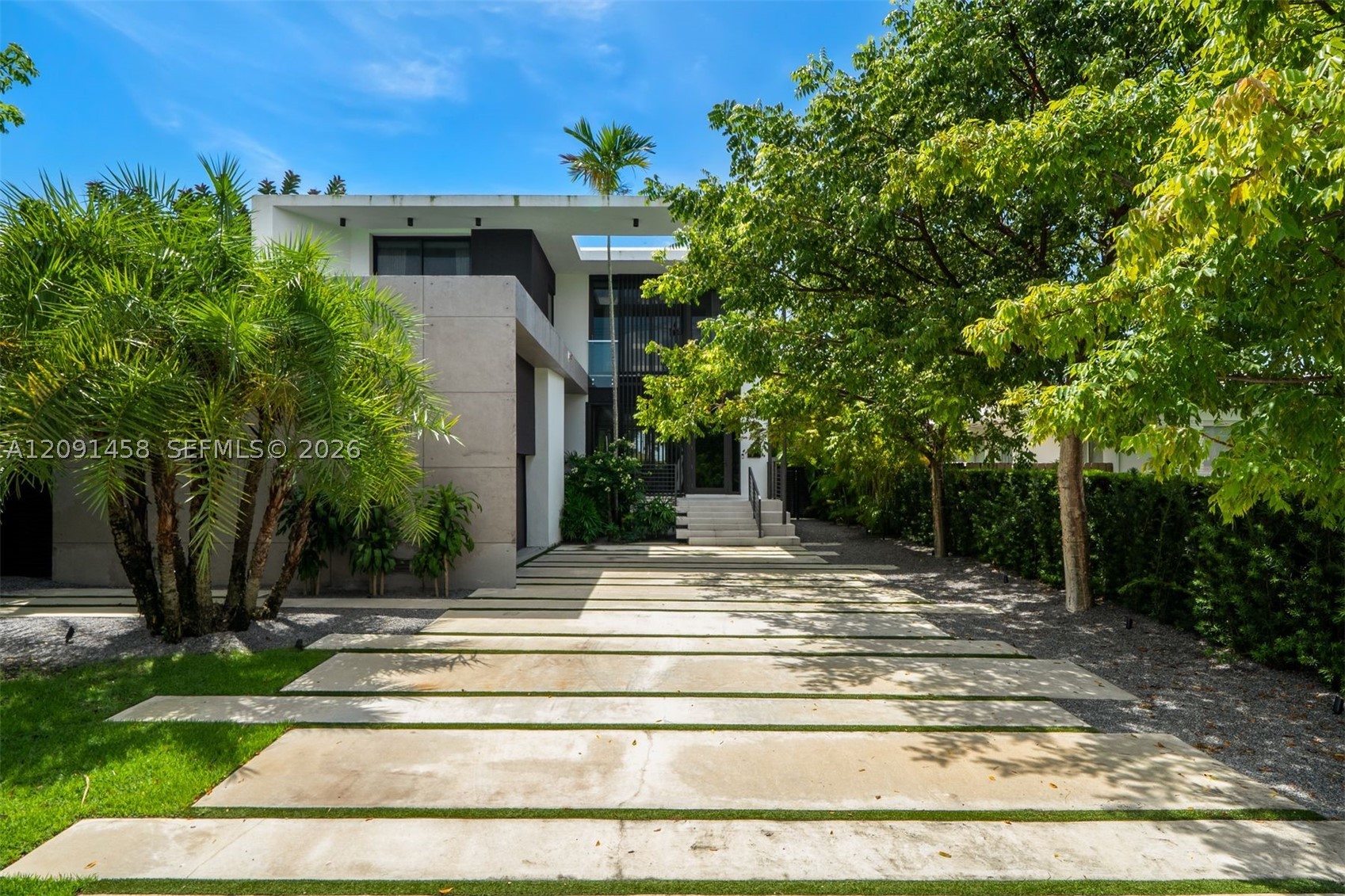 770 S Shore Dr, Miami Beach FL 33141