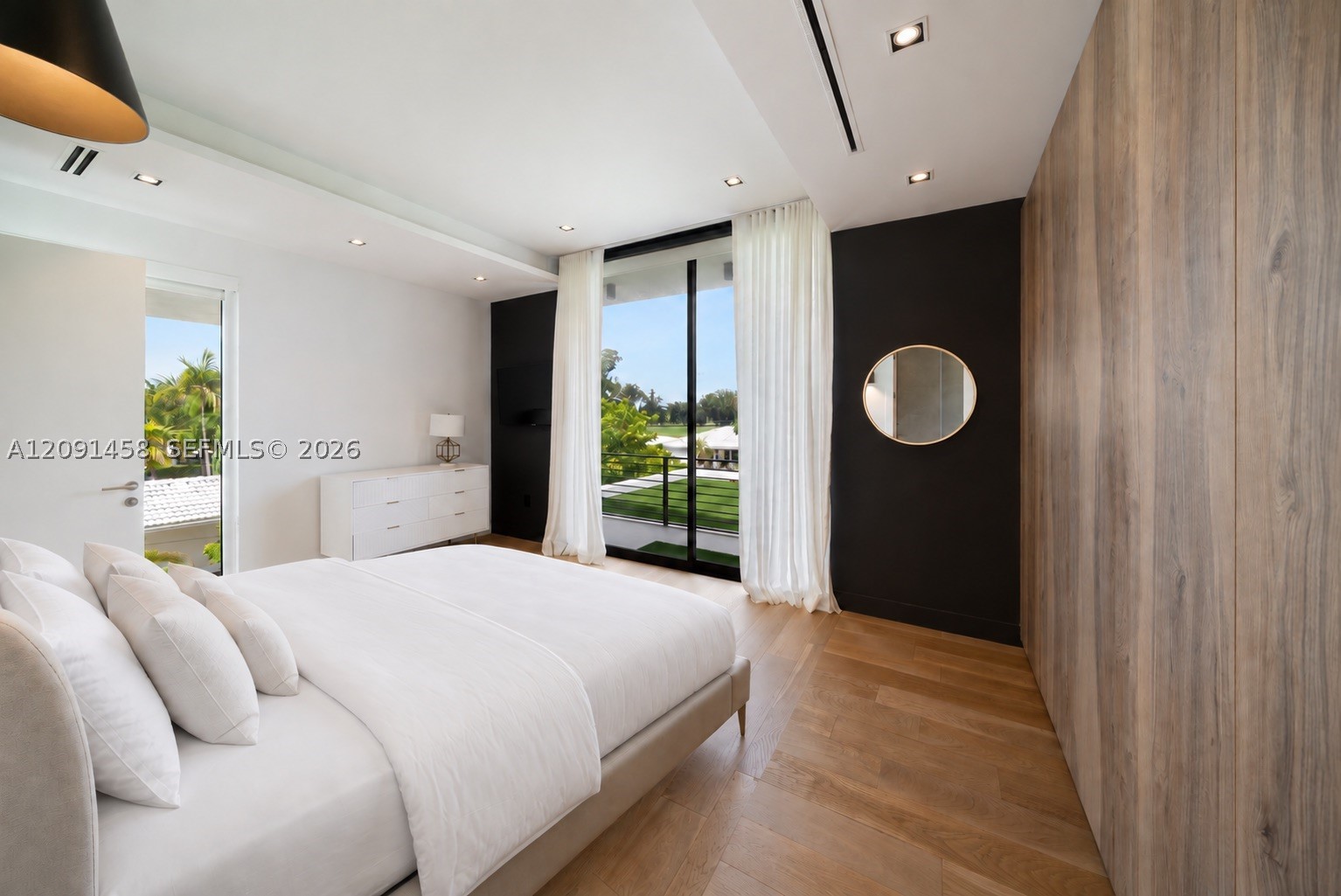 770 S Shore Dr, Miami Beach FL 33141