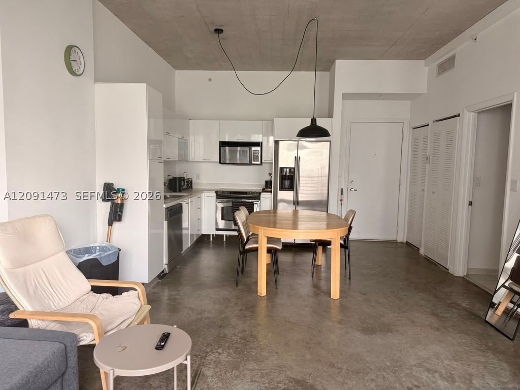 133 NE 2nd Ave #1605, Miami FL 33132