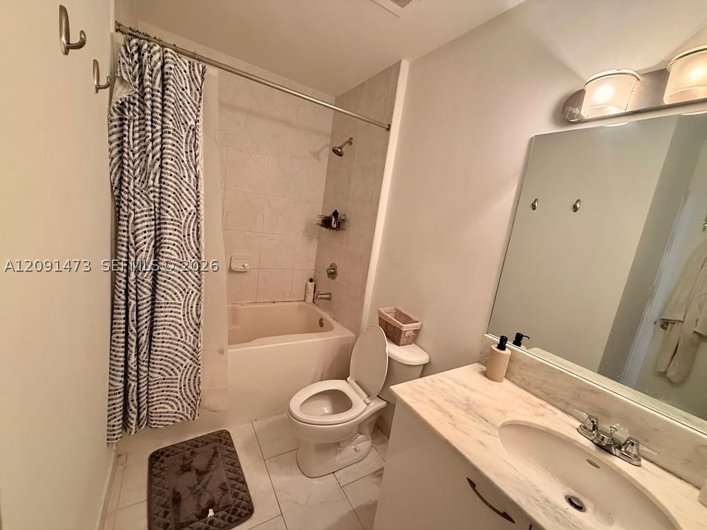 133 NE 2nd Ave #1605, Miami FL 33132