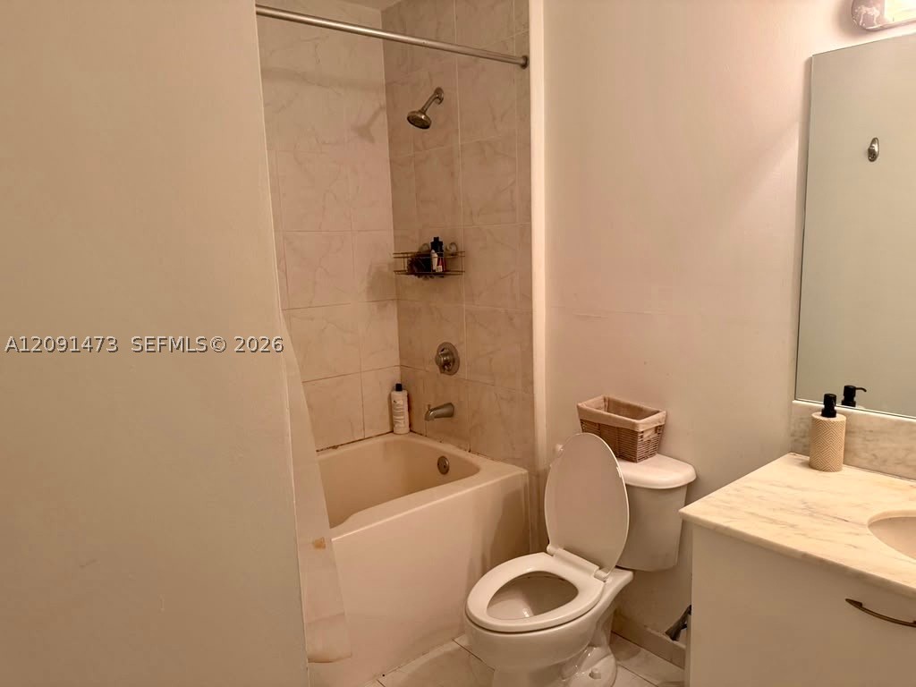 133 NE 2nd Ave #1605, Miami FL 33132