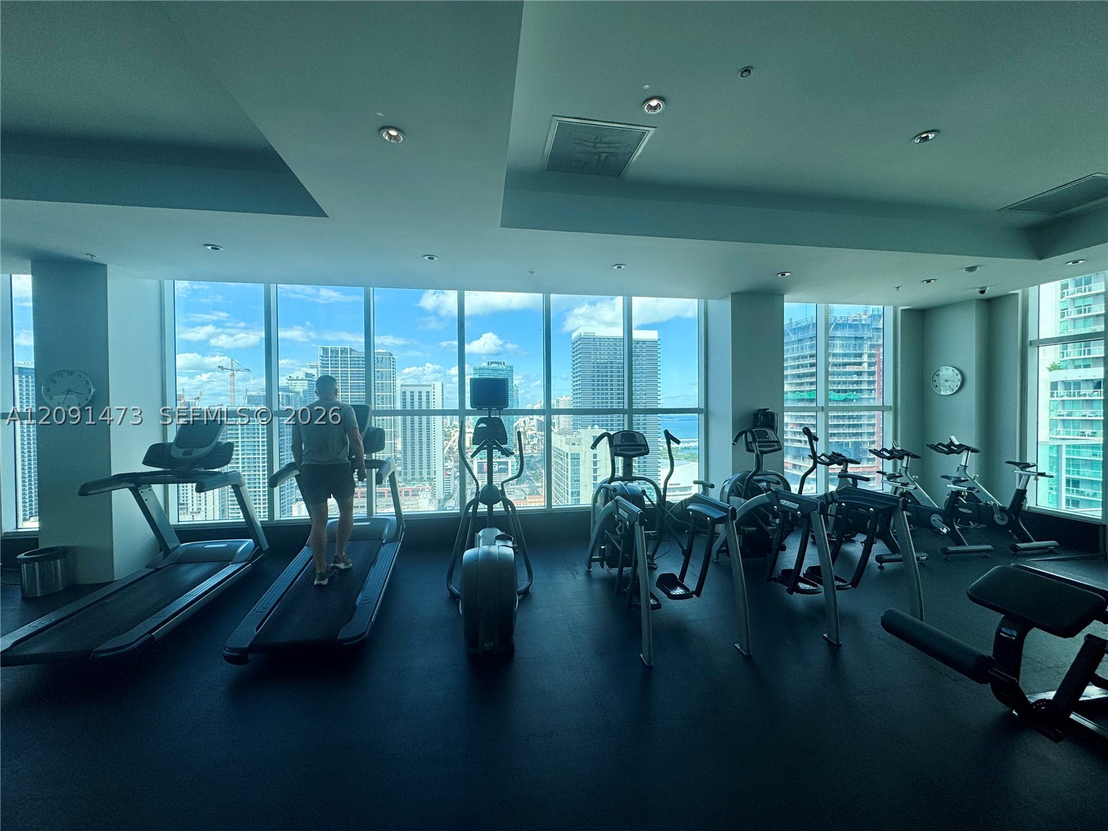 133 NE 2nd Ave #1605, Miami FL 33132