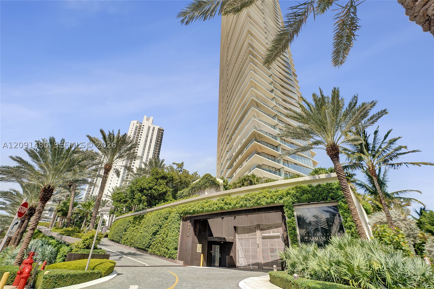 18975 Collins Ave #704, Sunny Isles Beach FL 33160