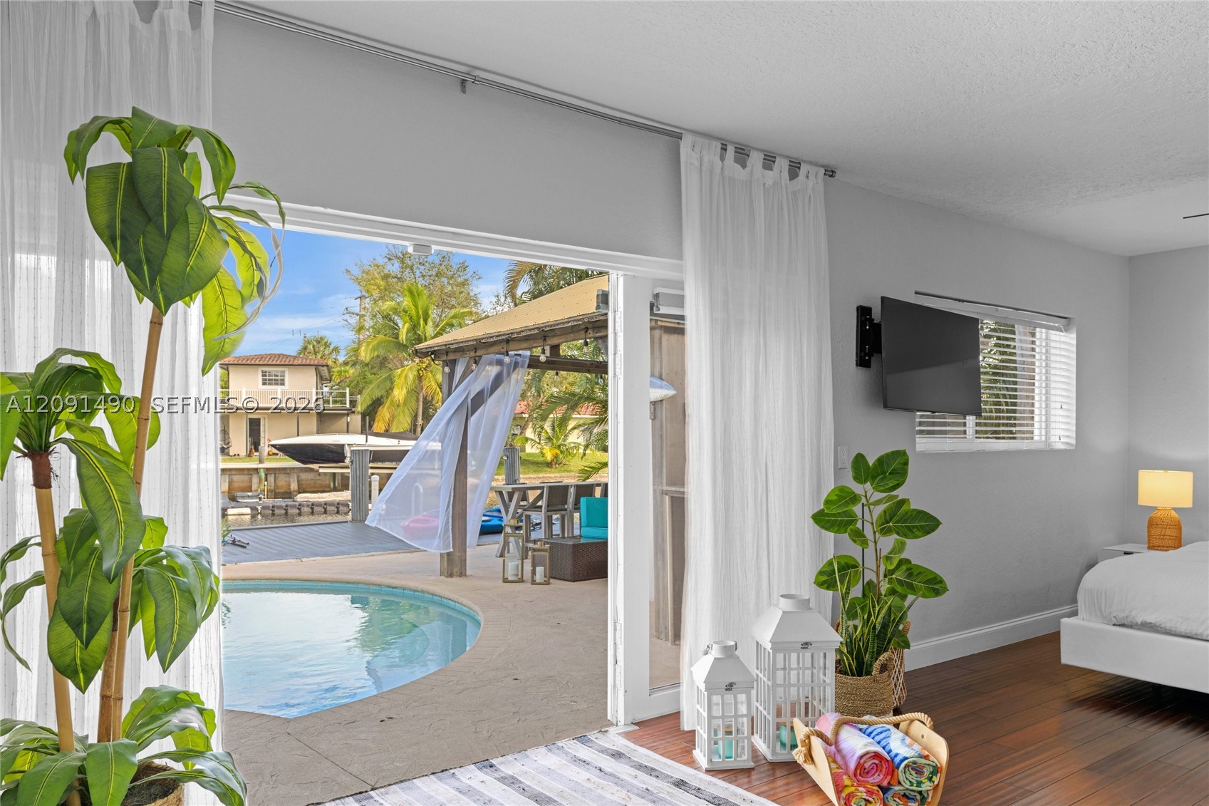 1841 SE 6th St, Pompano Beach FL 33060