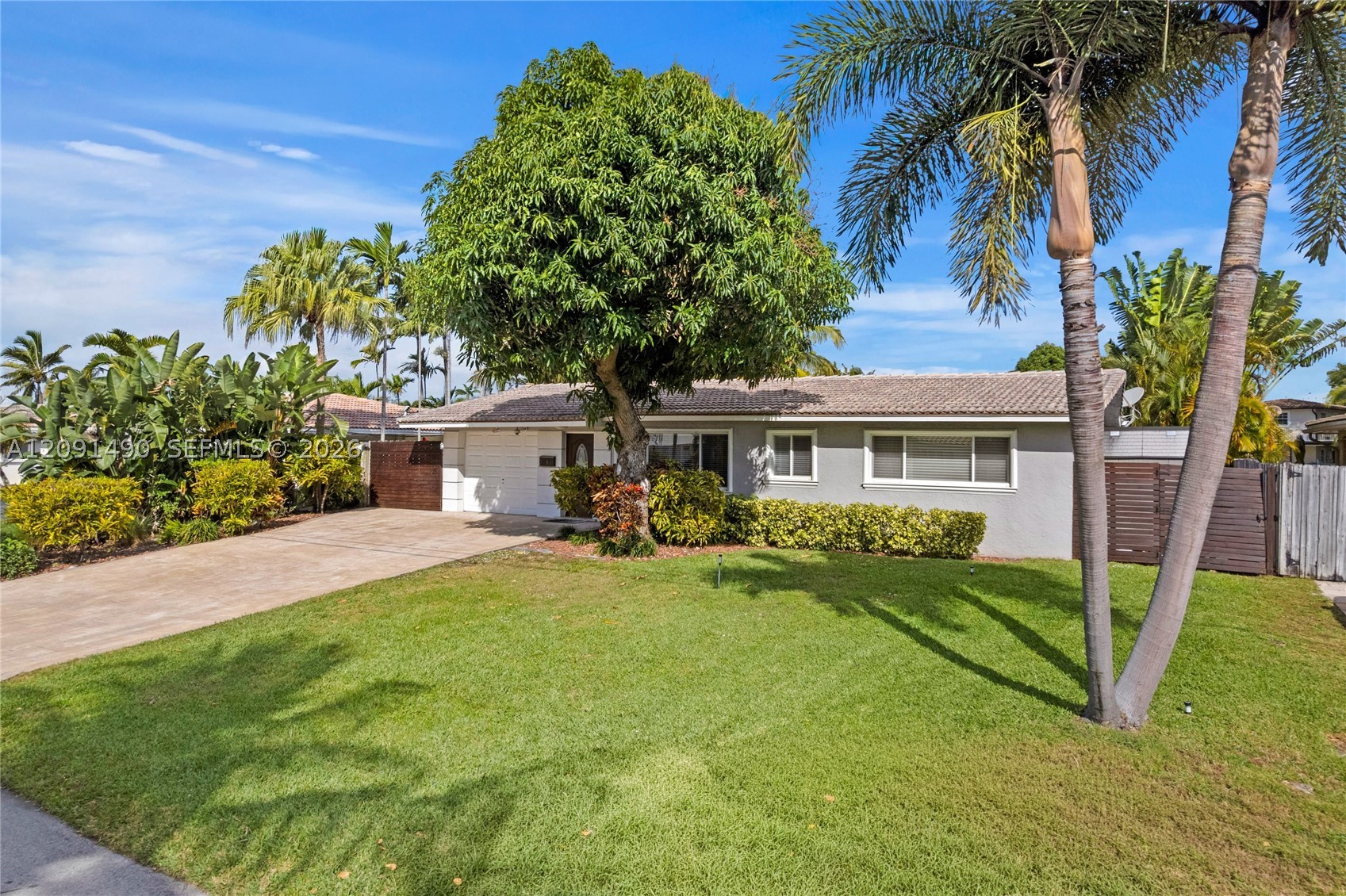 1841 SE 6th St, Pompano Beach FL 33060