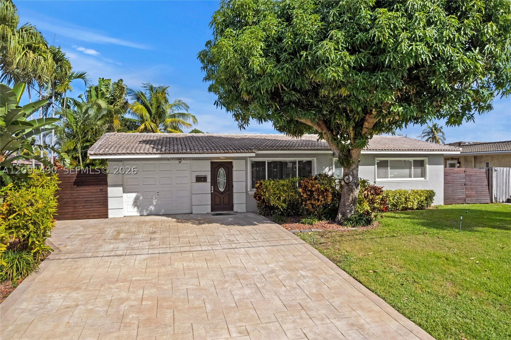 1841 SE 6th St, Pompano Beach FL 33060