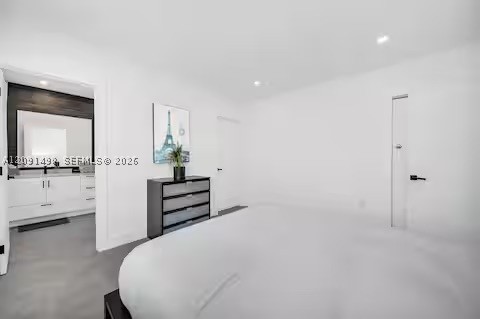 315 NW 40th St, Miami FL 33127