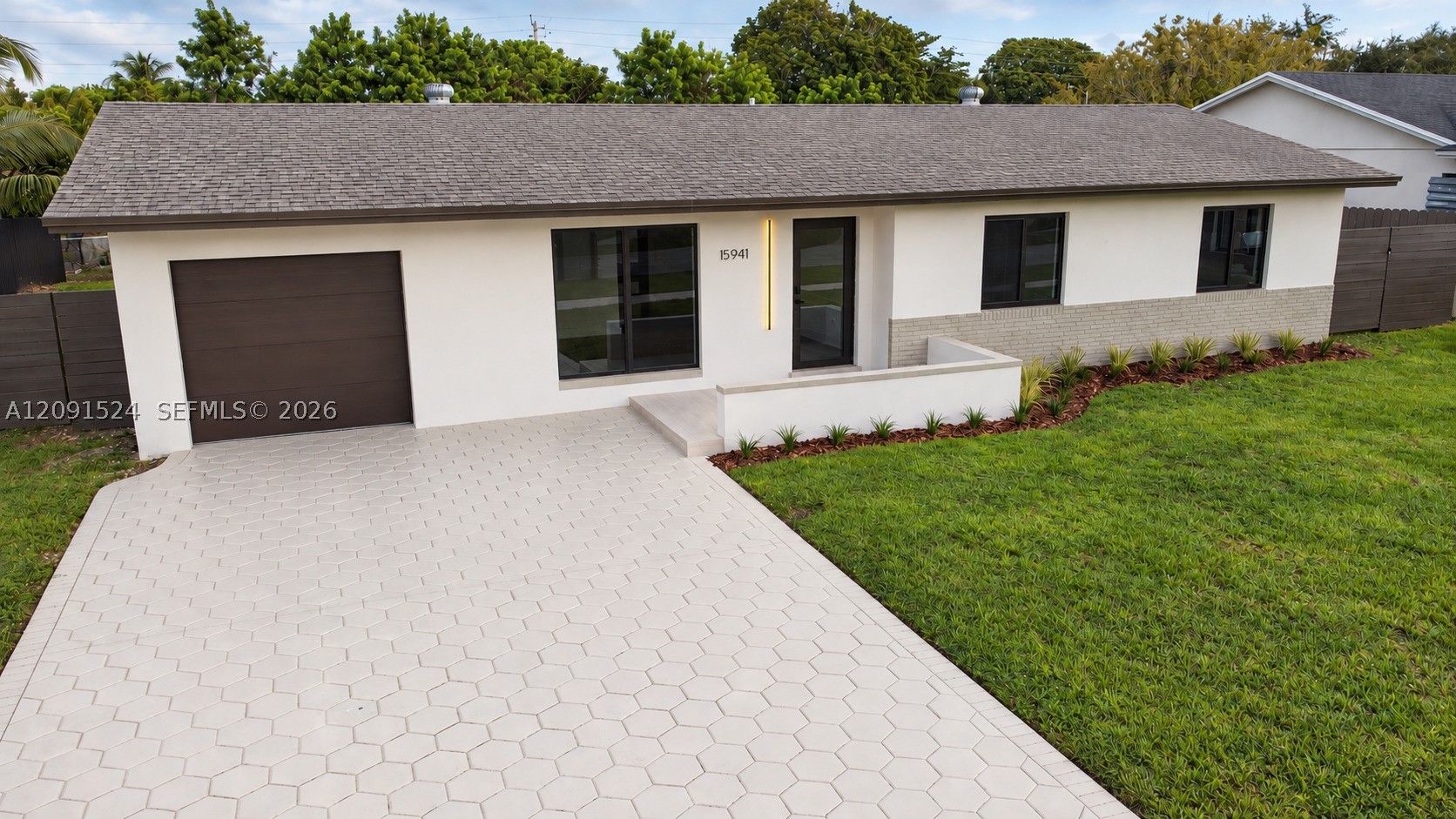 15941 SW 104th Ct, Miami FL 33157