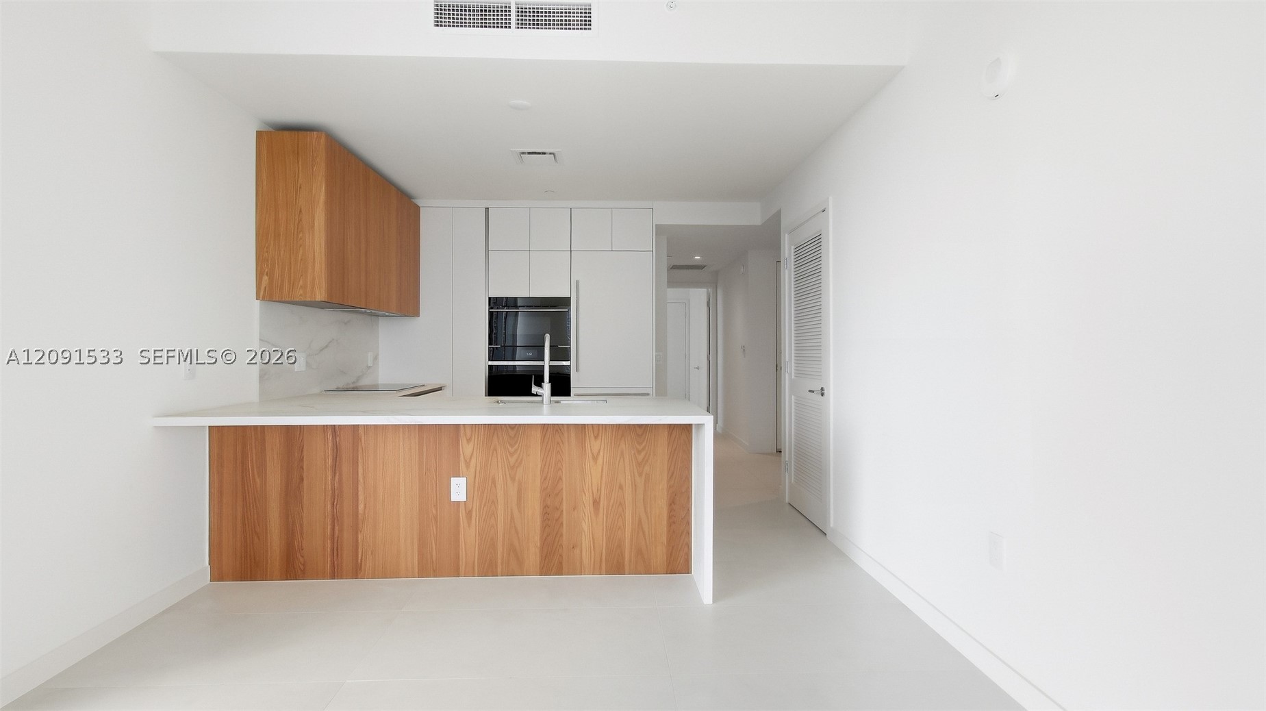 1400 Biscayne Blvd #2902, Miami FL 33132