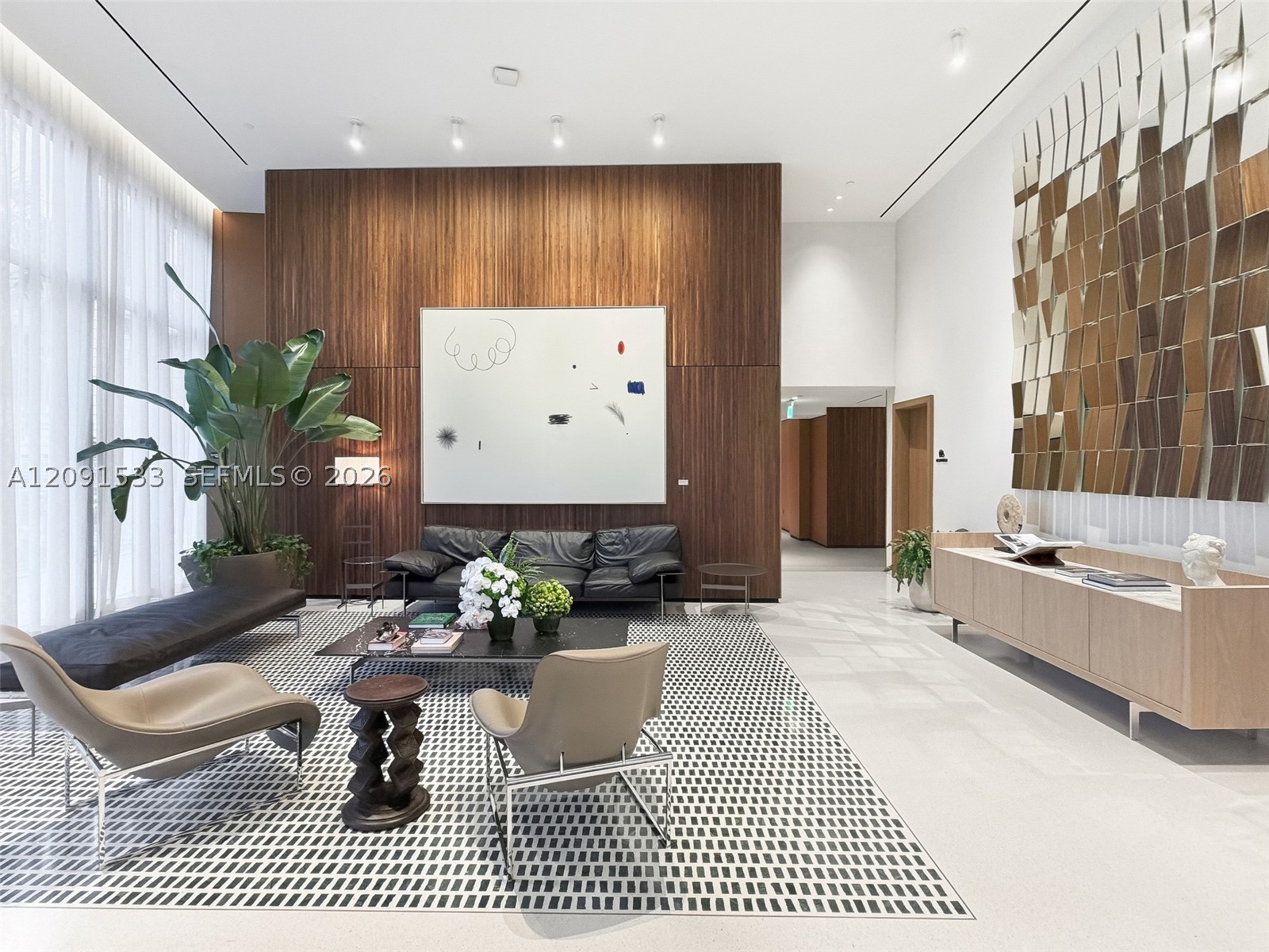 1400 Biscayne Blvd #2902, Miami FL 33132