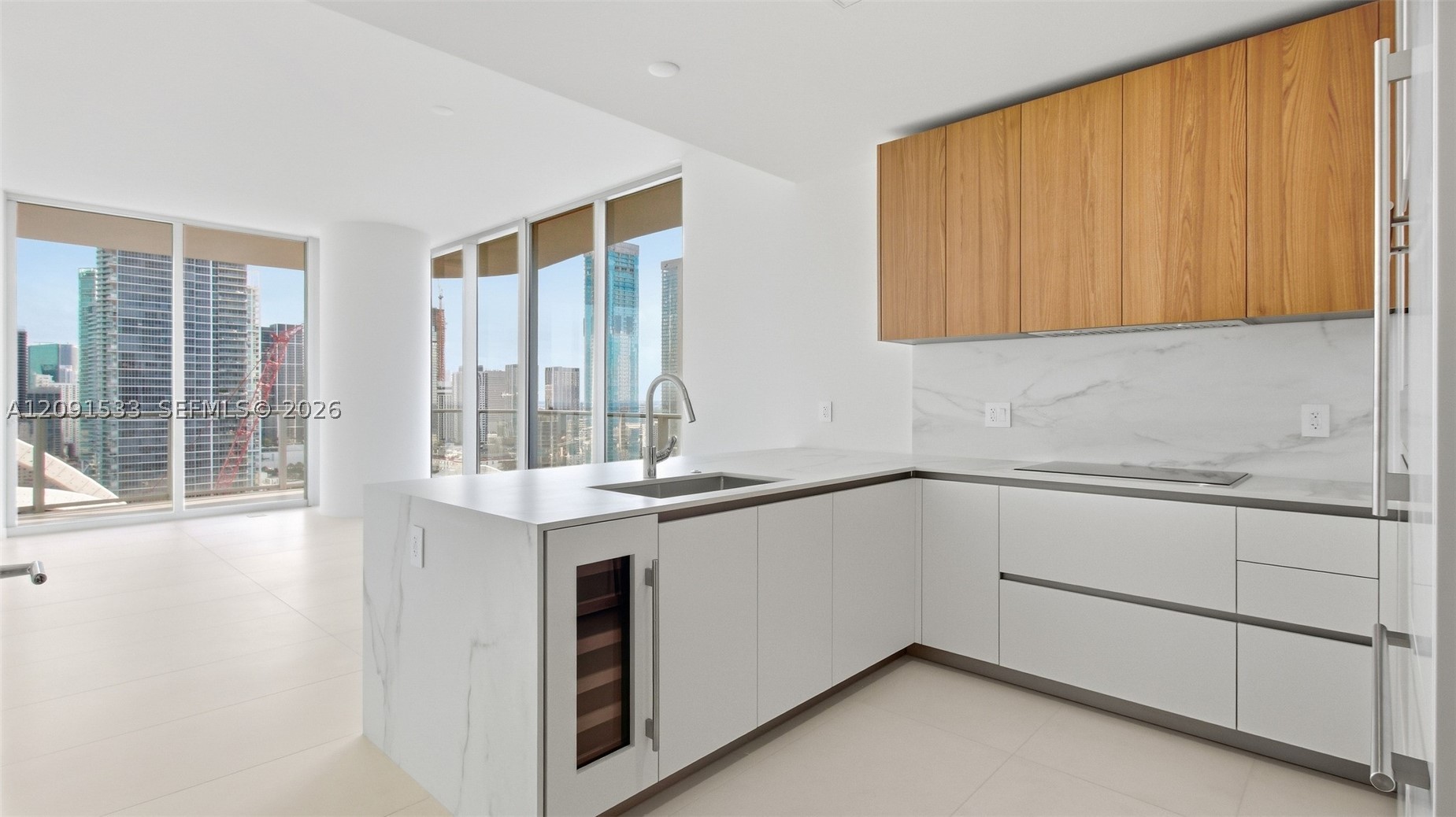 1400 Biscayne Blvd #2902, Miami FL 33132
