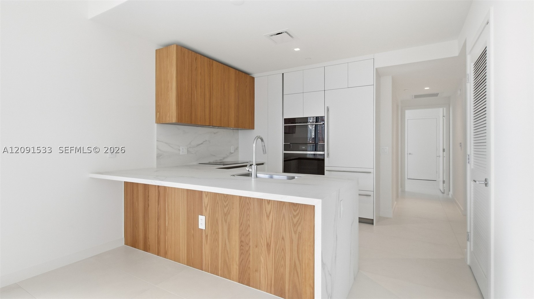 1400 Biscayne Blvd #2902, Miami FL 33132