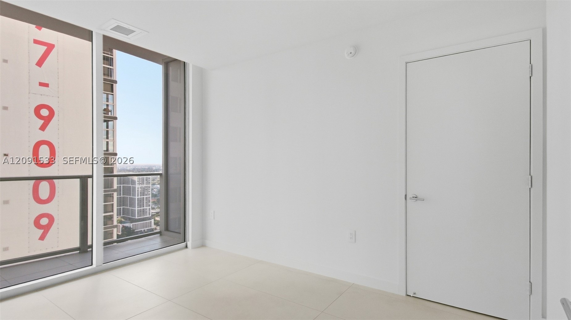 1400 Biscayne Blvd #2902, Miami FL 33132