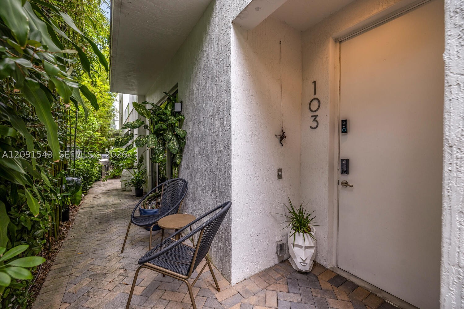 455 NE 39th St #103, Miami FL 33137